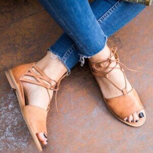 Paul Green Size 9.5 Morea Lace Up Cognac Tan Leather Flat Sandal